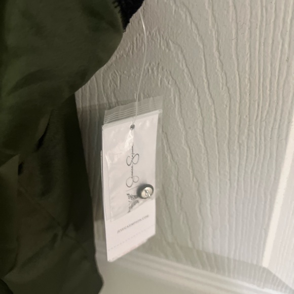 Jessica Simpson Women's Alex Lace Cami Top green with lace butterflies NWT Large - Picture 7 of 10